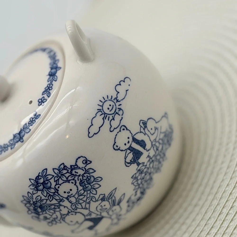 Vintage Style Blue and White Bear Forest Ceramic Teapot with Lid Kawaii Nikko